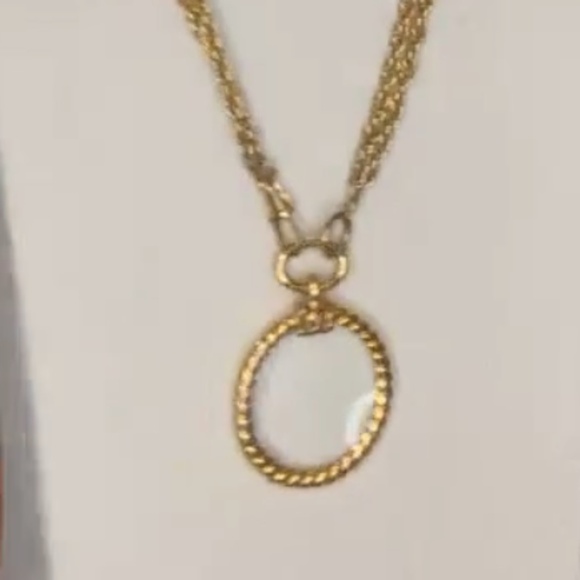 Chanel Magnifying Glass Pendant Necklace with double chain. 24kt gold plated - Picture 3 of 10